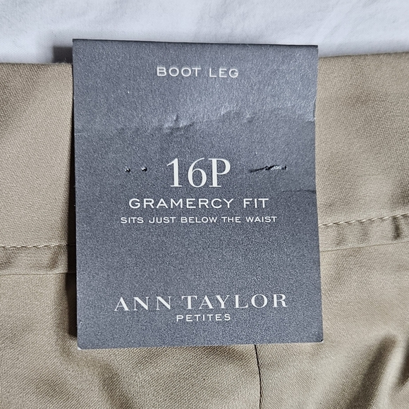 Ann Taylor Petites Bootleg Gramercy Fit Tan Khaki Trousers Pants sz 16P NWT - Picture 5 of 6